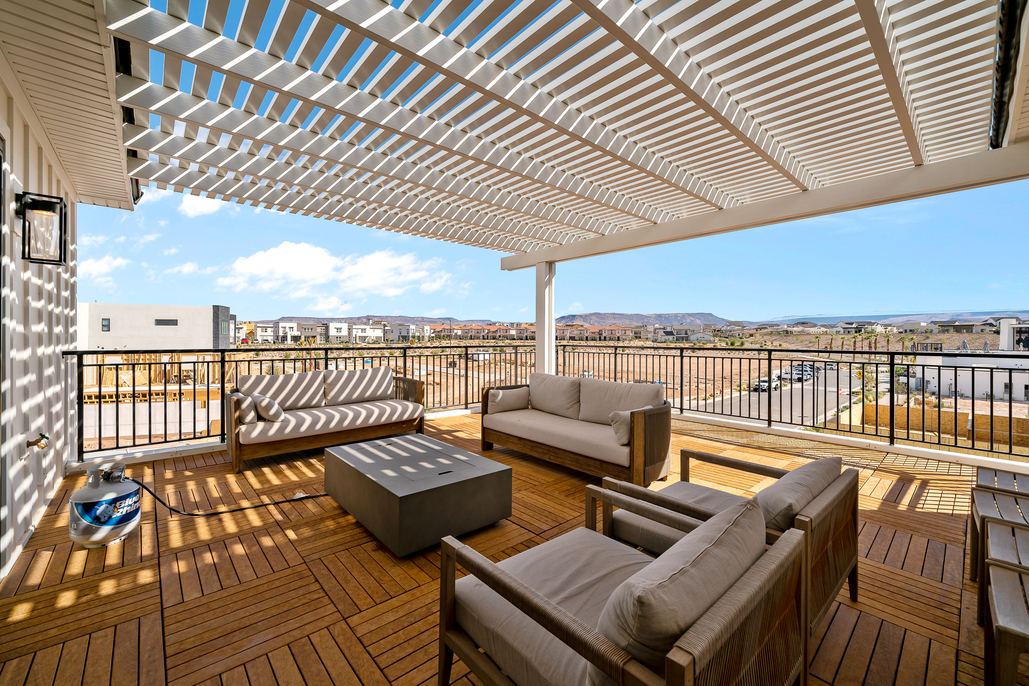 White Sands - Interior 5