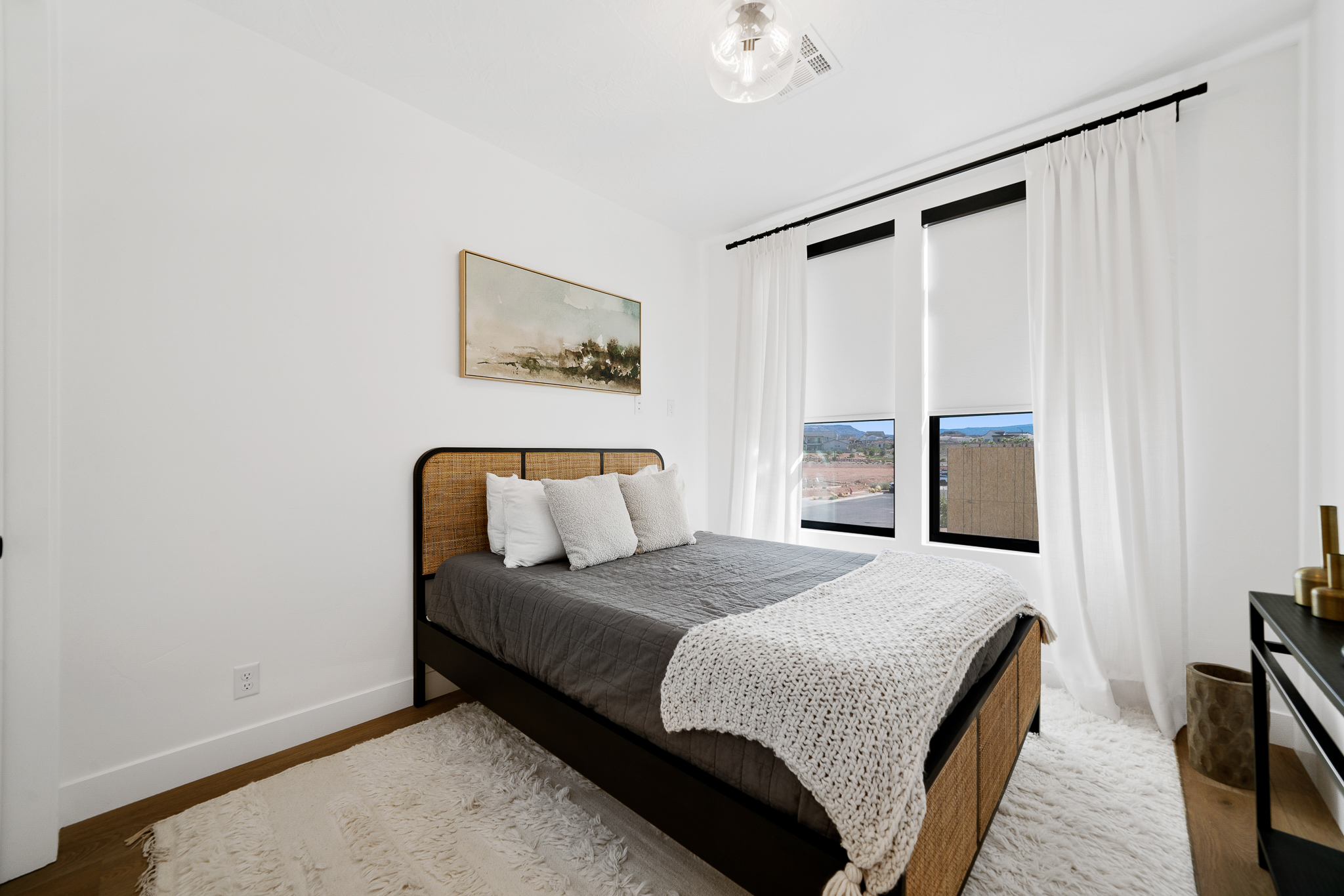 White Sands - Interior 5