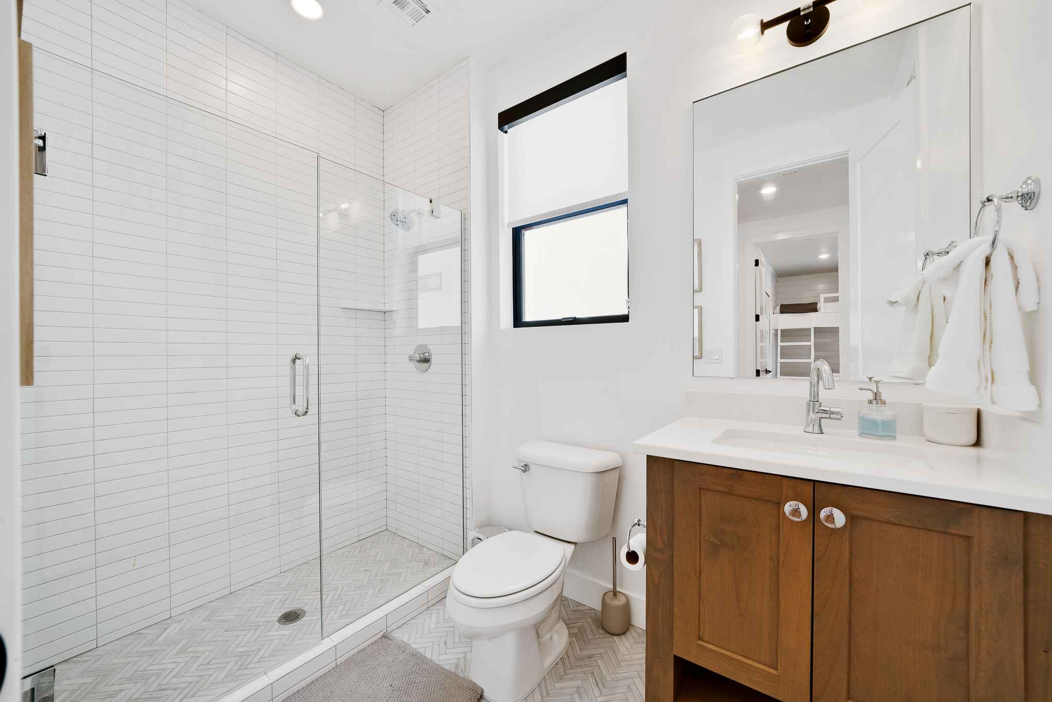 White Sands - Interior 4