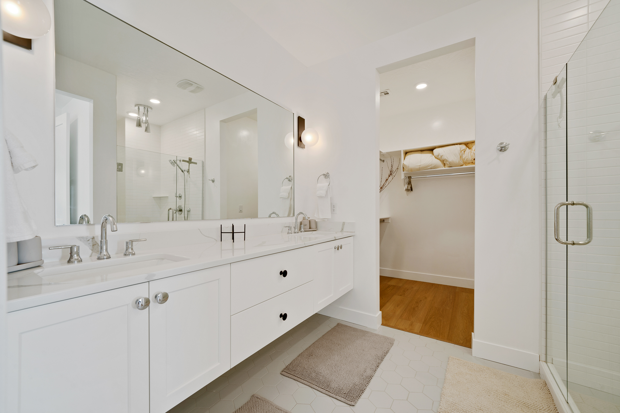 White Sands - Interior 4