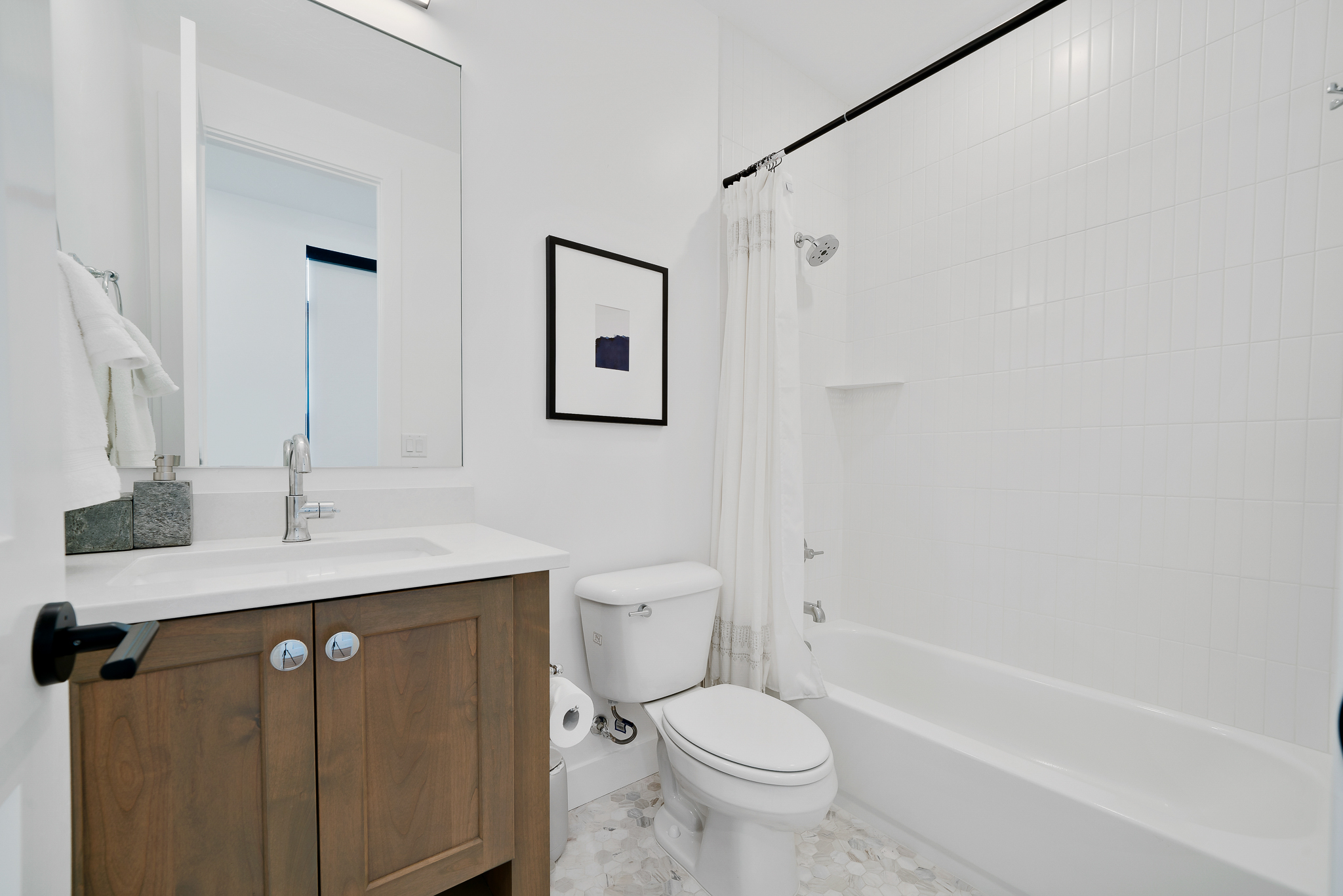 White Sands - Interior 4