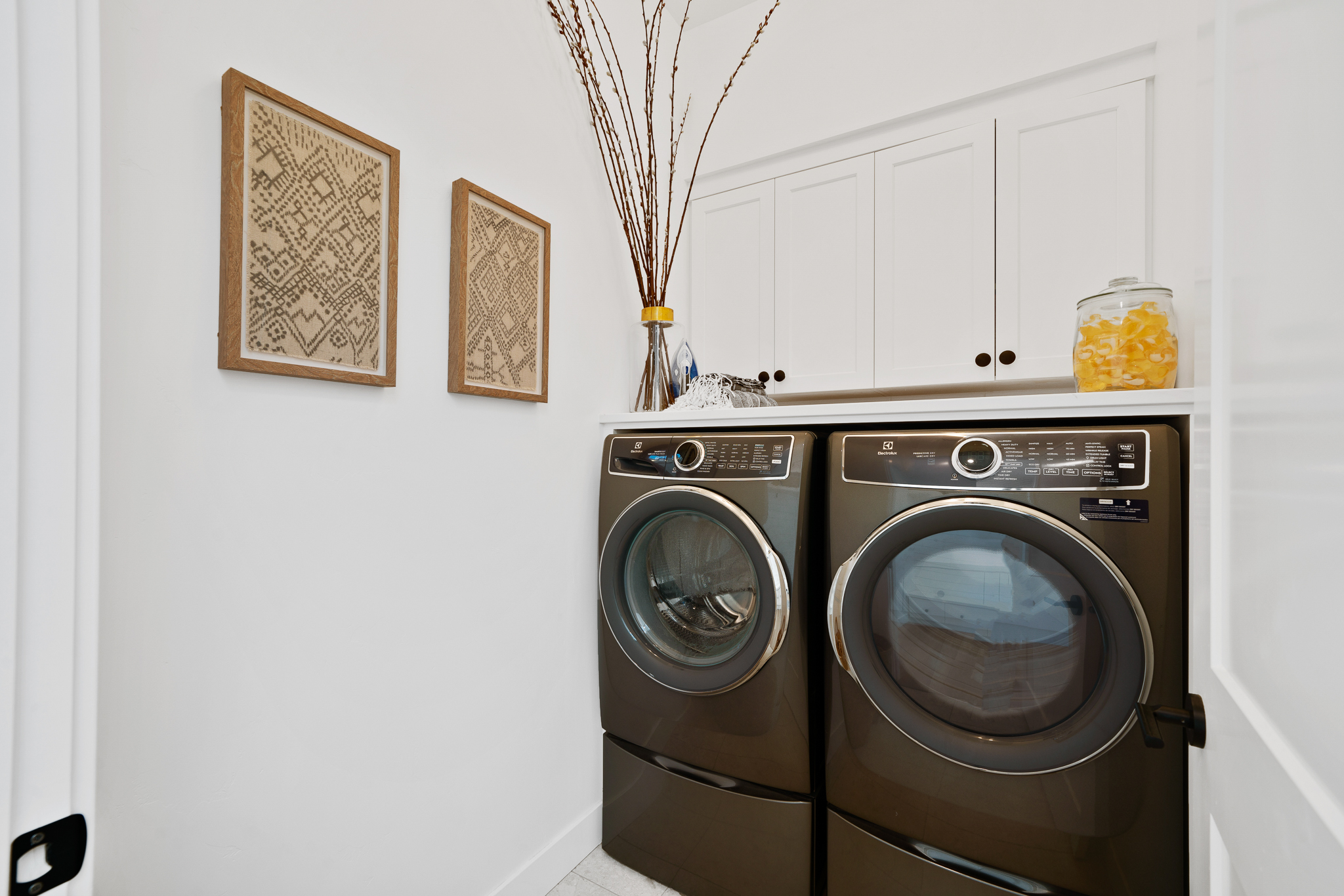 White Sands - Interior 2