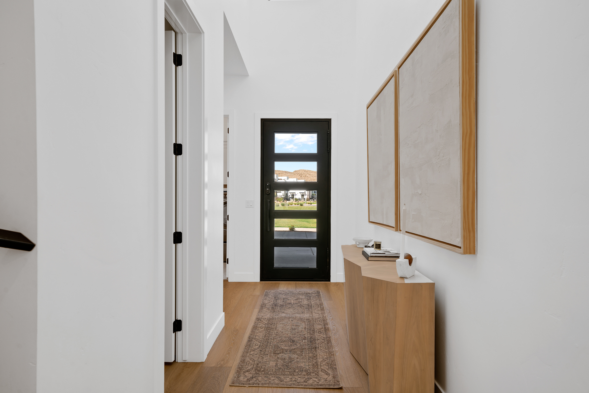 White Sands - Interior 4