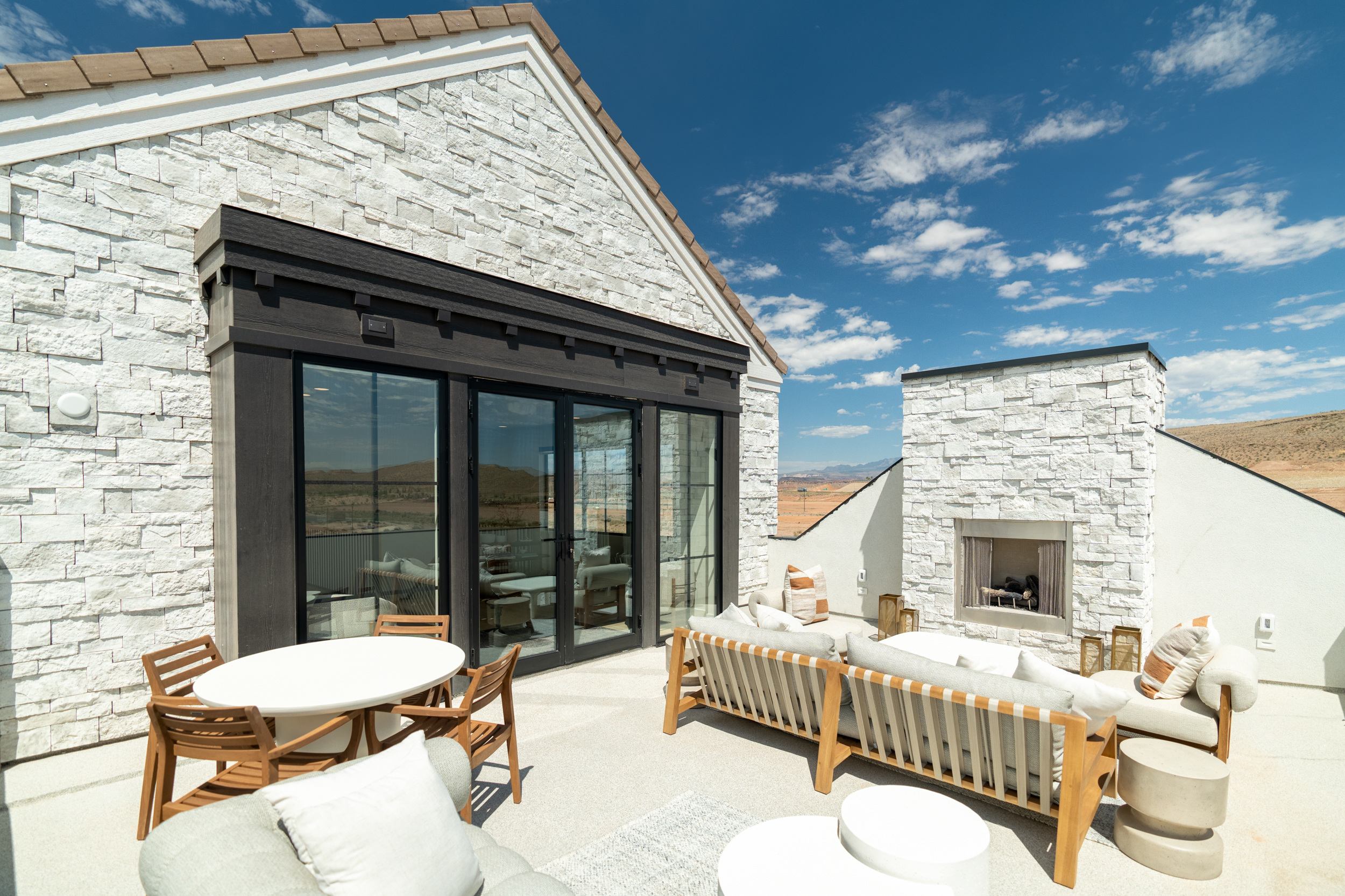 Cyan Heights - Interior 5