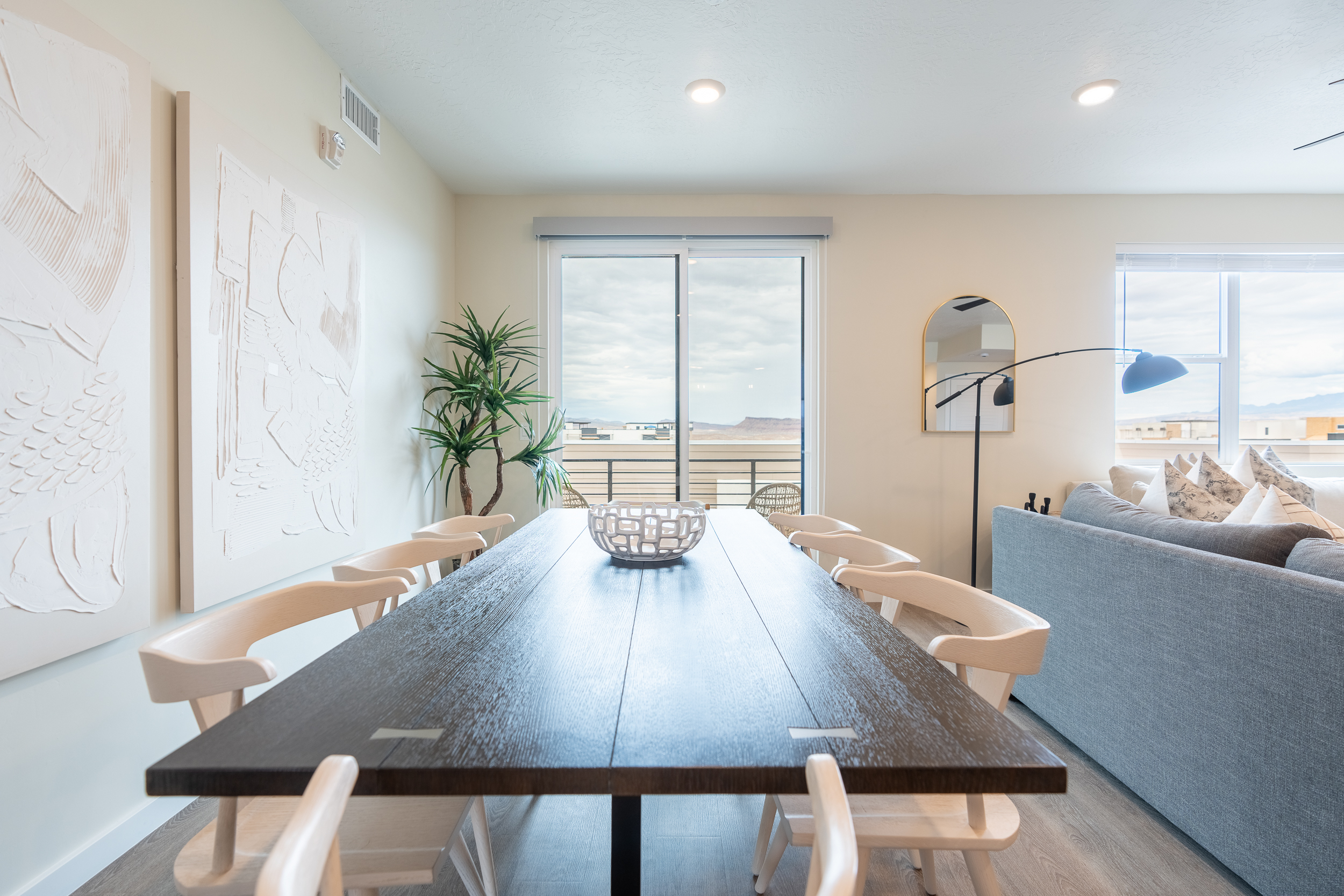 Desert Promenade - Interior 3