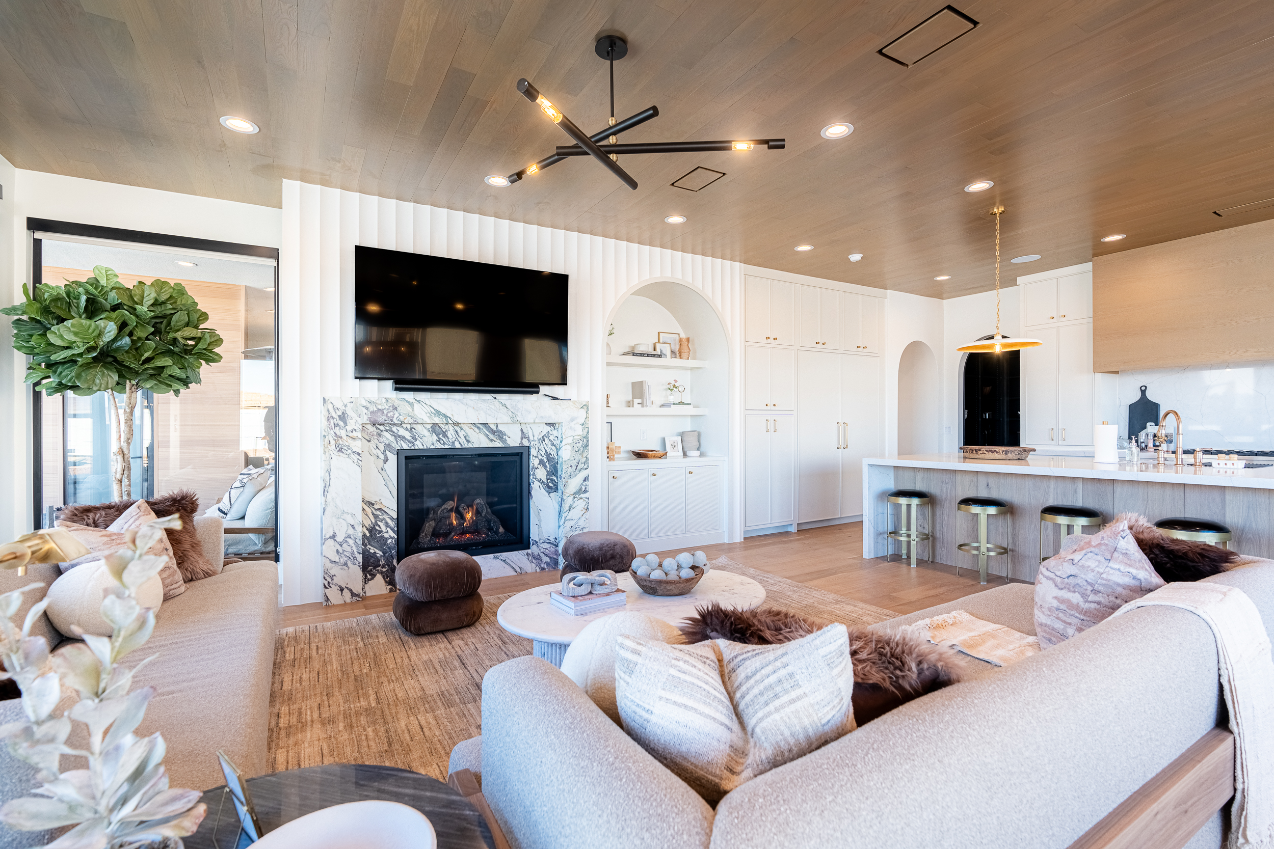 Desert Sapphire - Interior 3