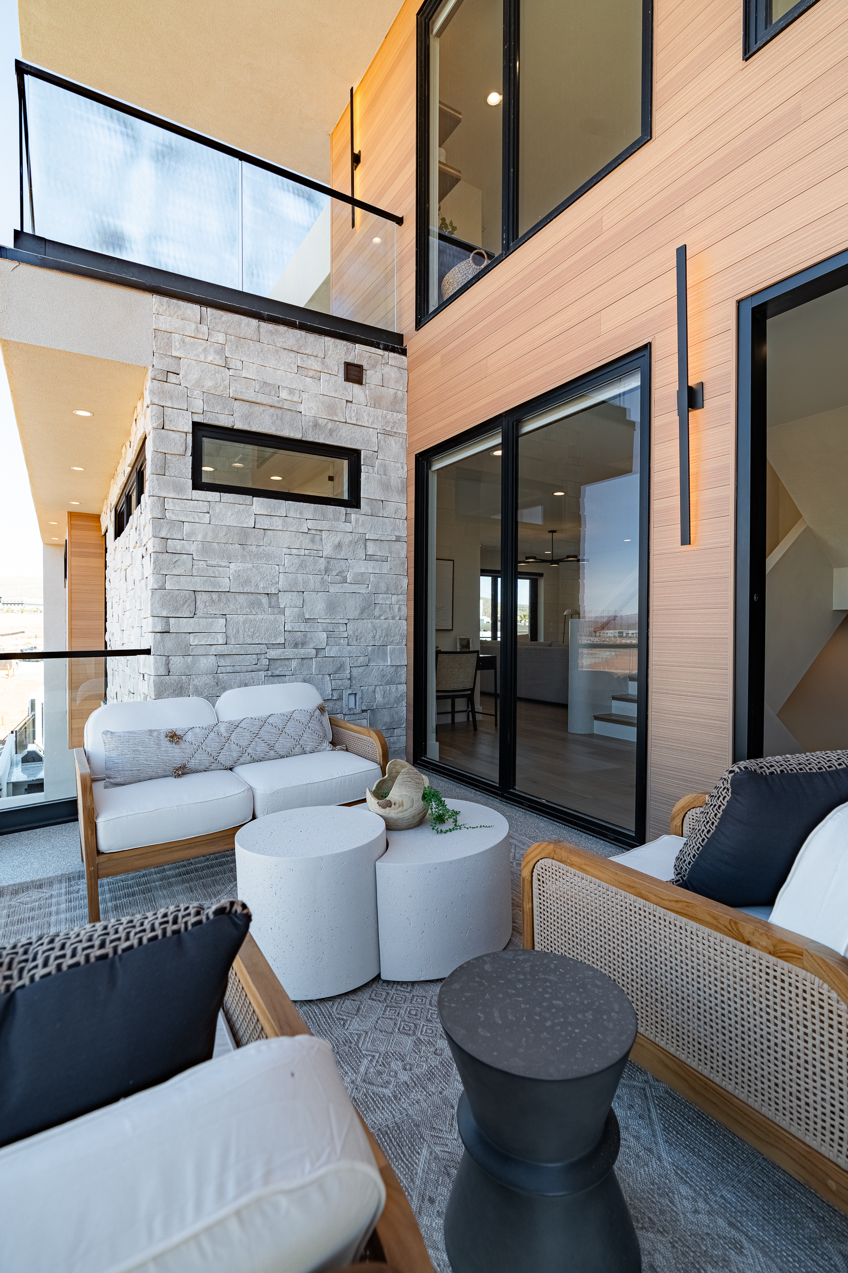 Desert Sapphire - Interior 5