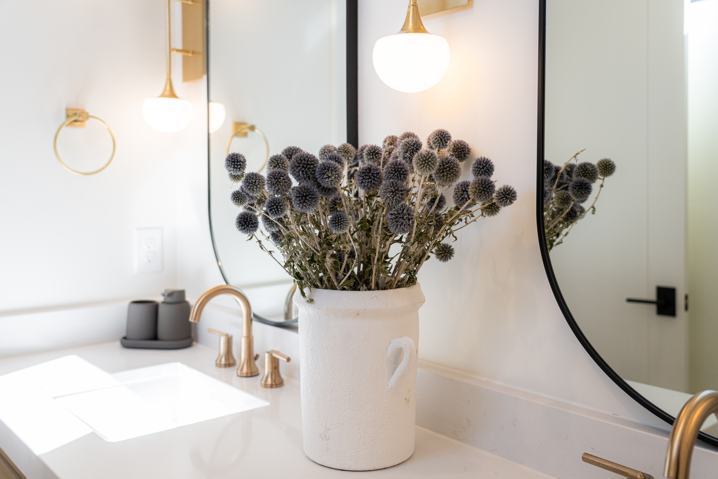 Desert Sapphire - Interior 1