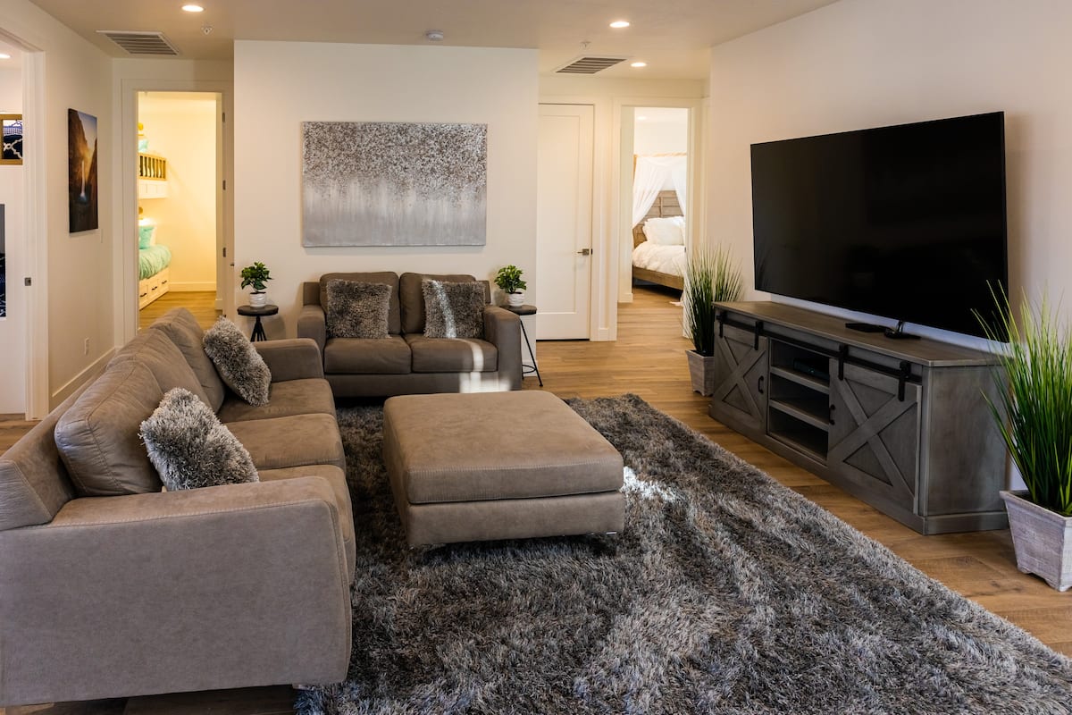 Coral Canyon - Interior 1