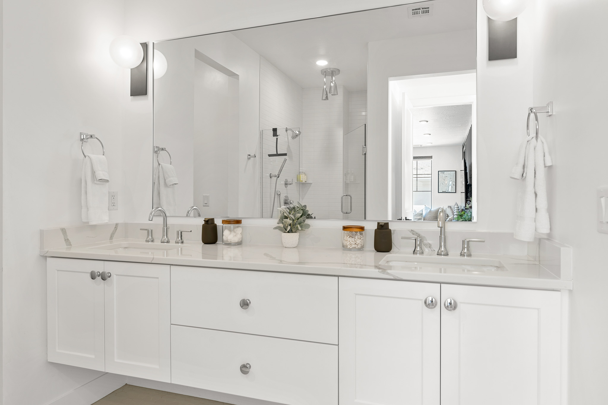 Edgewater - Interior 3