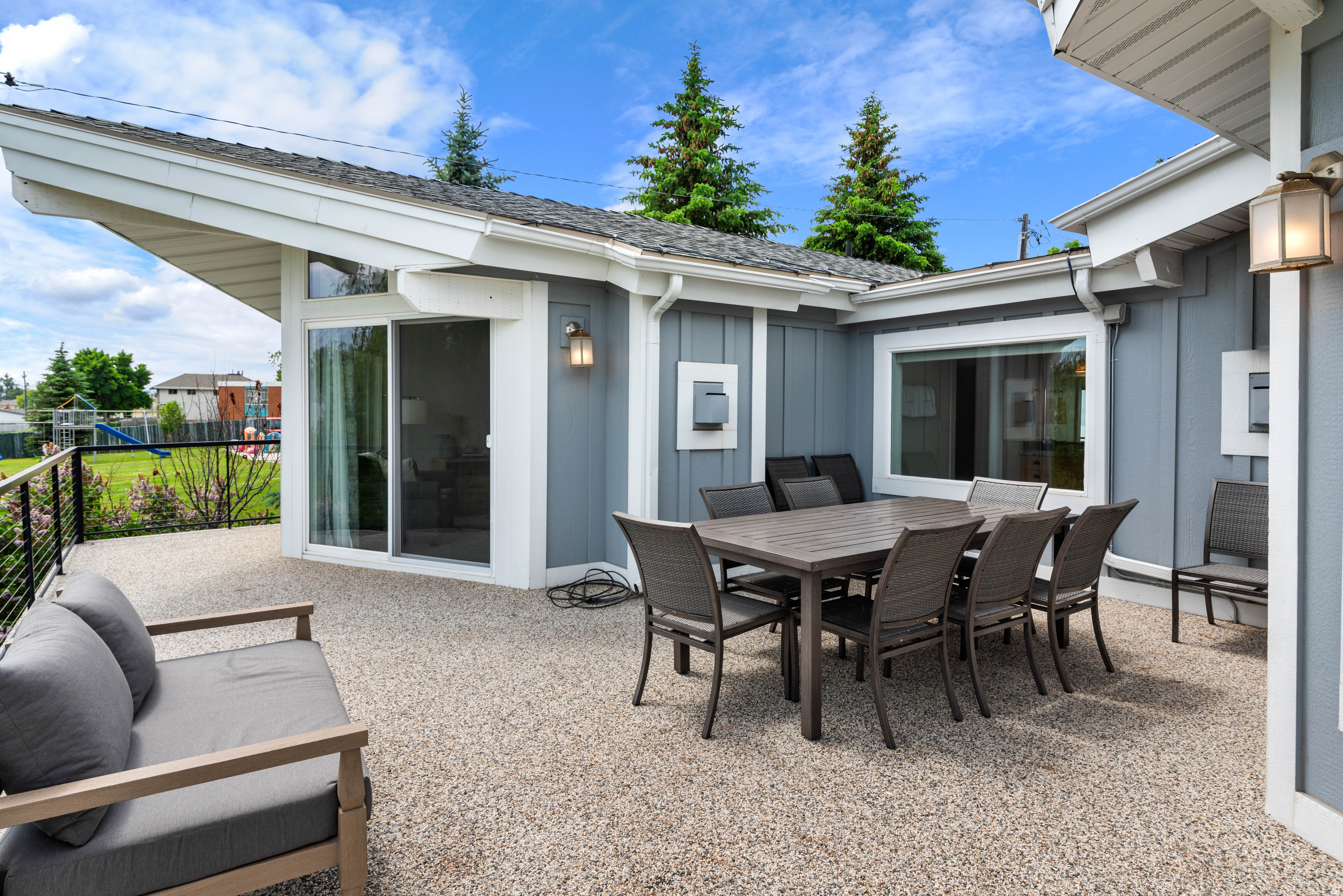 Ember | Lakefront - Interior 4