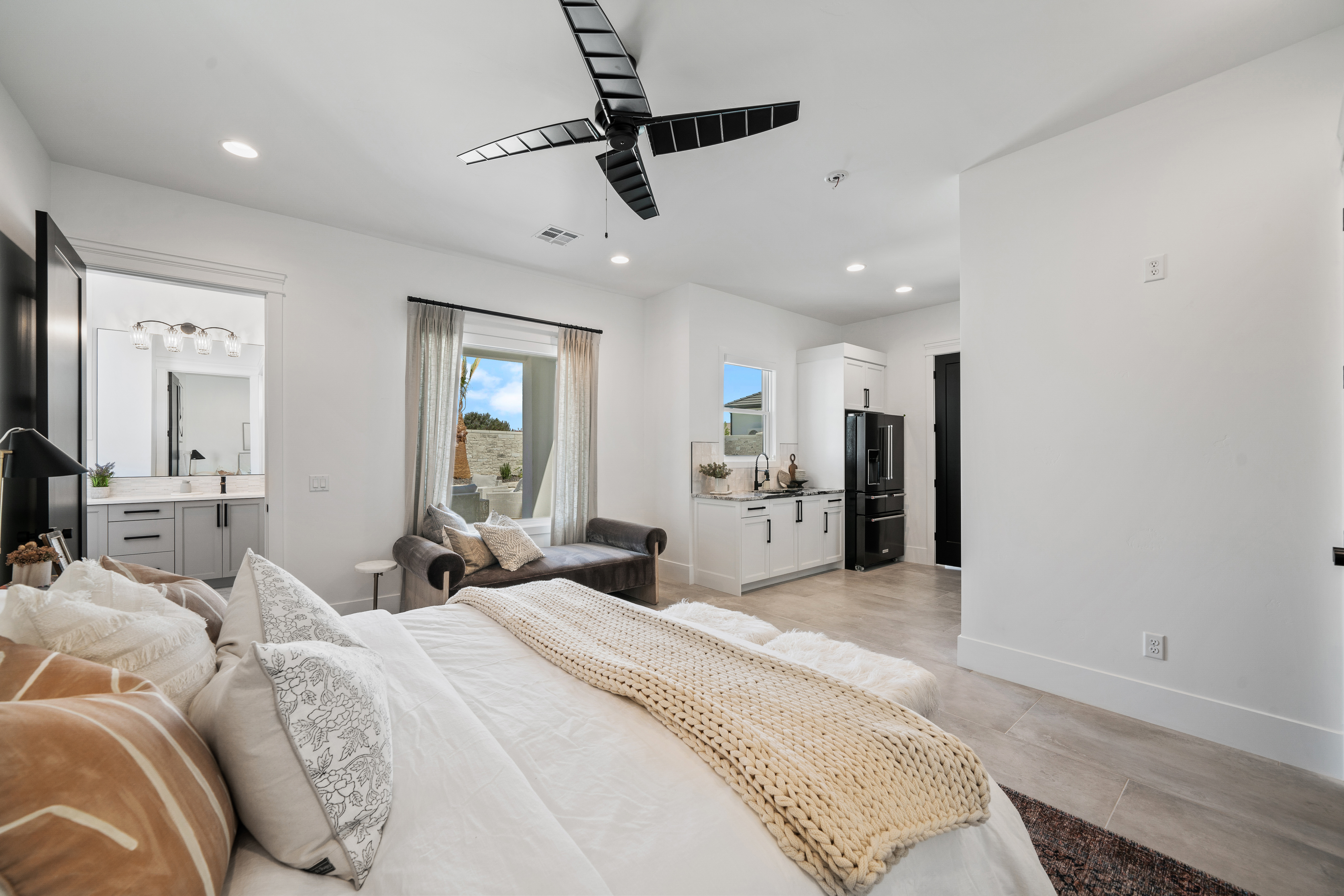 McKenzie - Interior 5