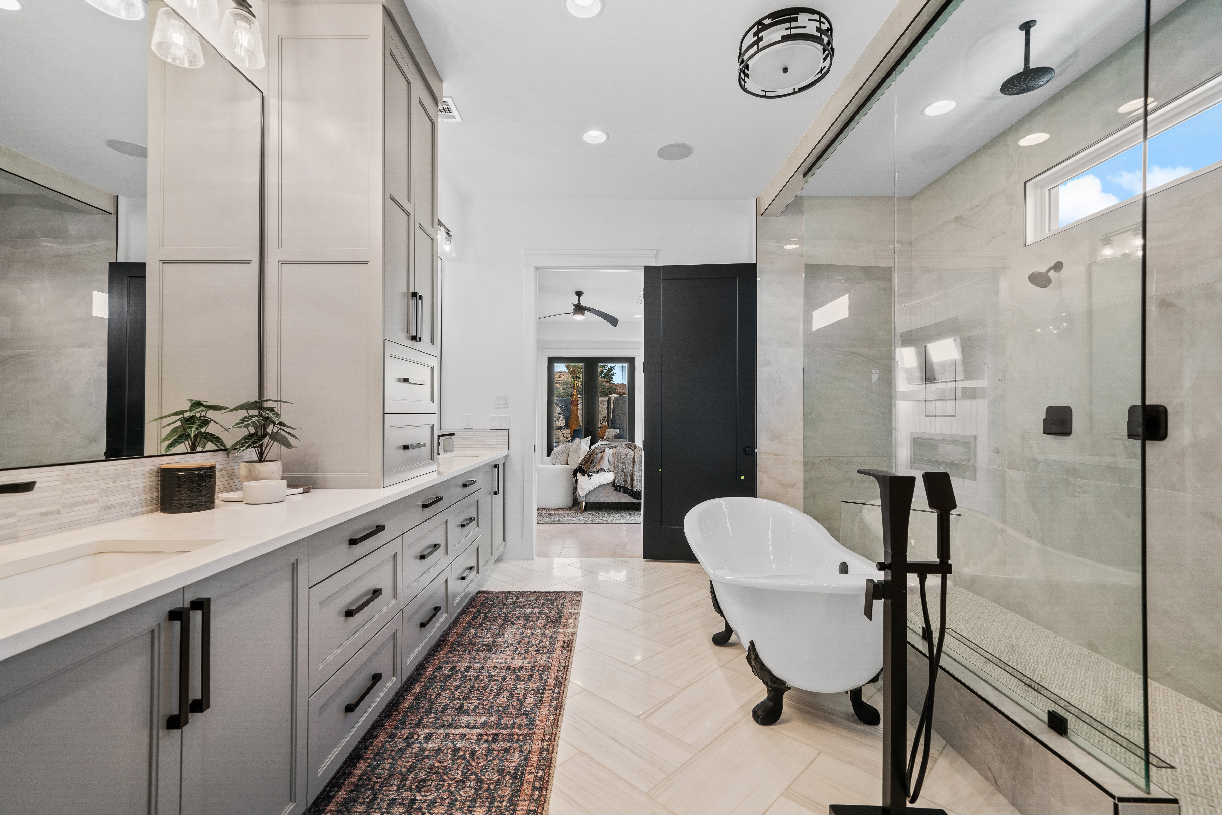 McKenzie - Interior 5